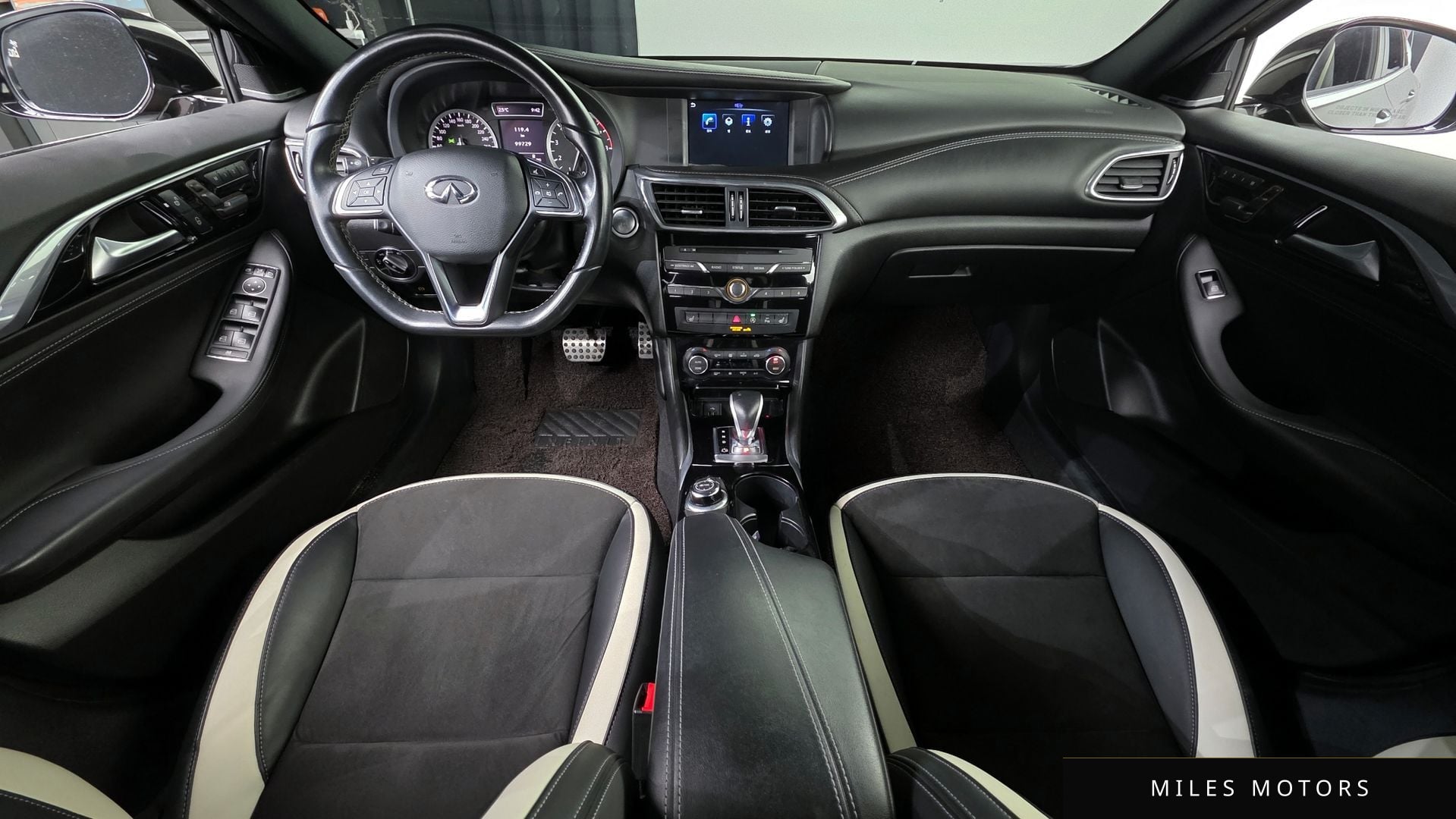 Infiniti Q30 2017 — миниатюра 7