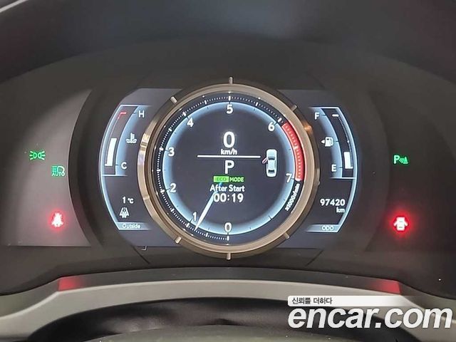 Лексус IS300 2019 — миниатюра 6