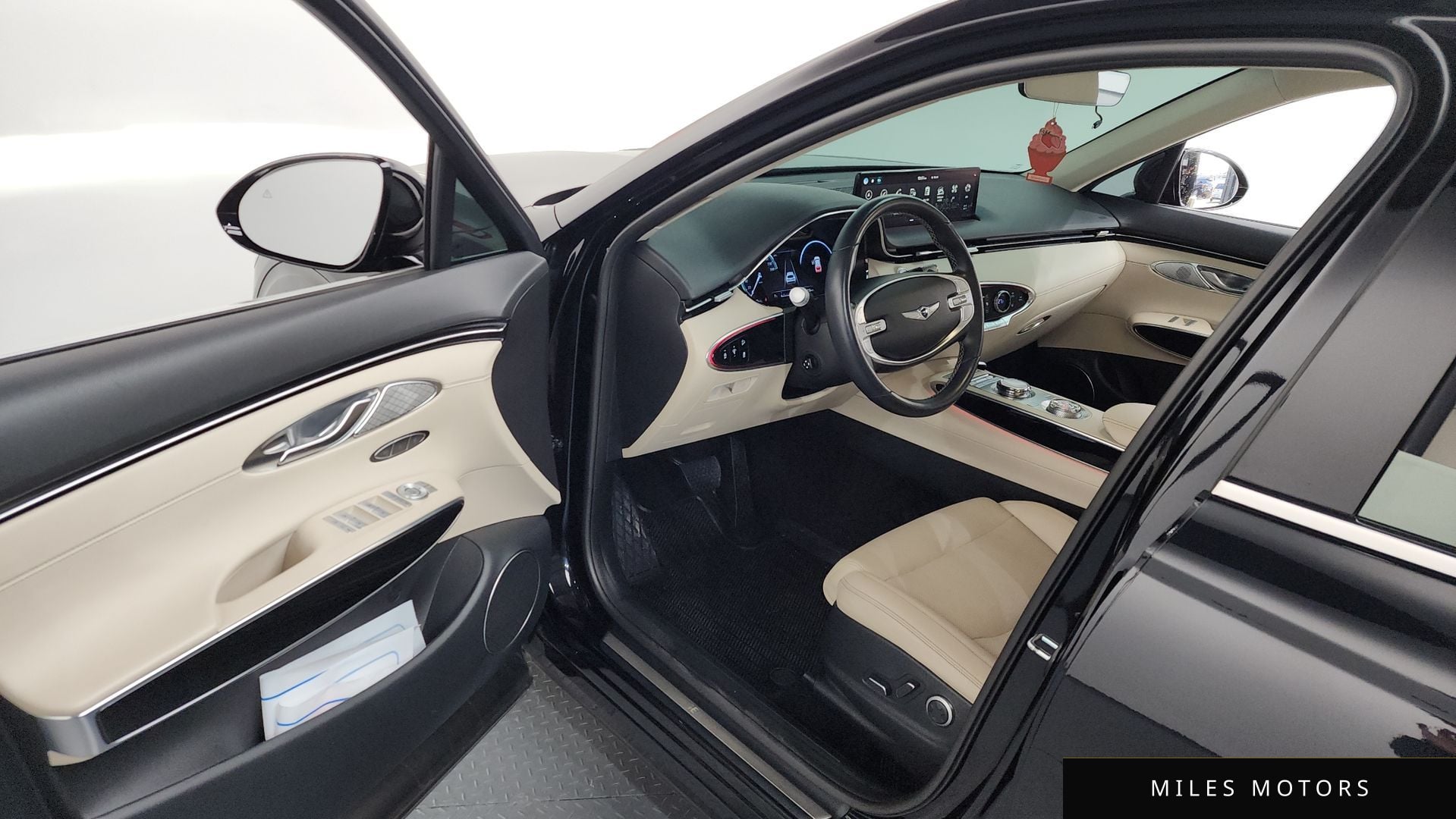 Genesis GV70 2021 — миниатюра 10
