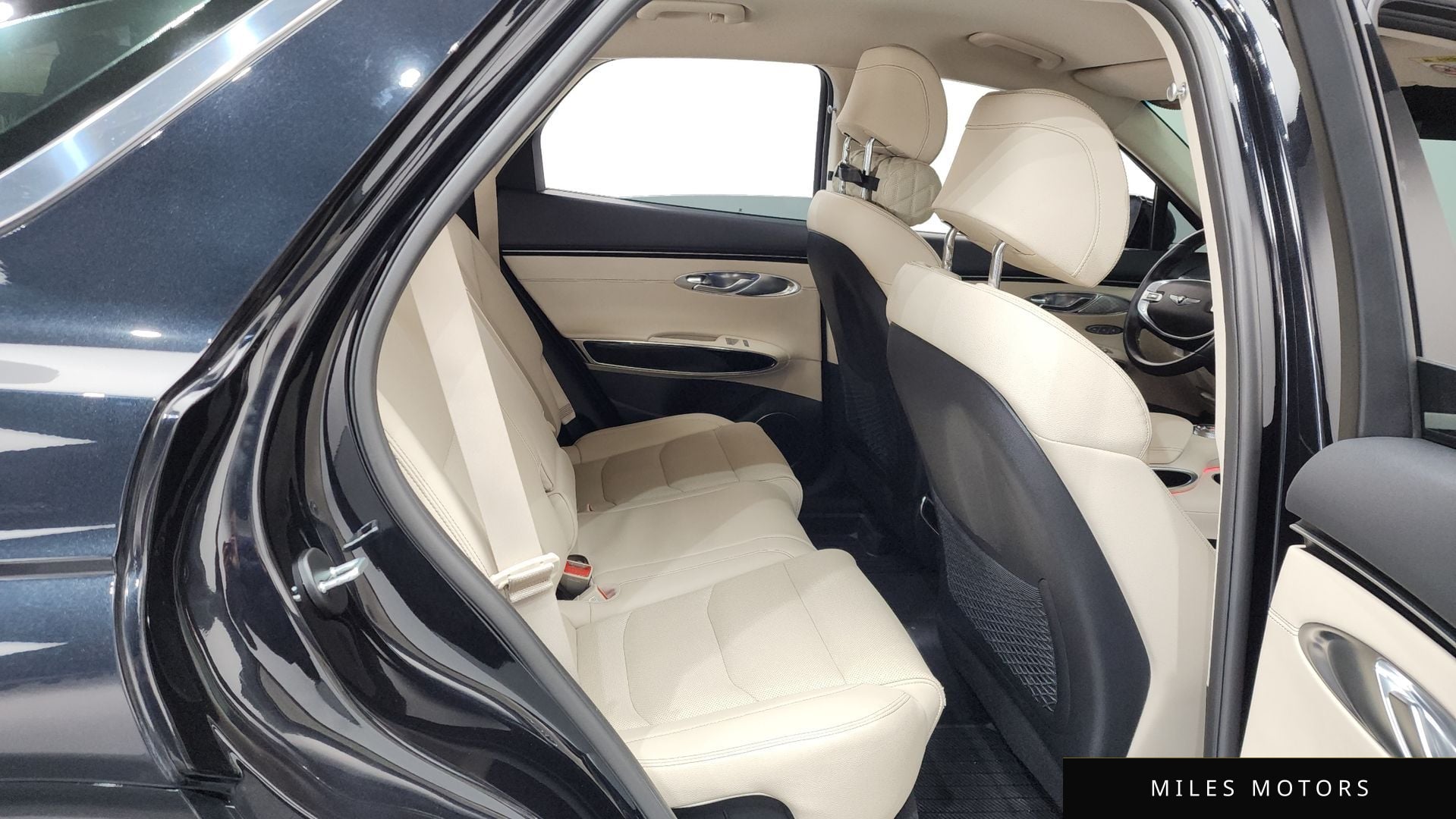 Genesis GV70 2021 — миниатюра 12