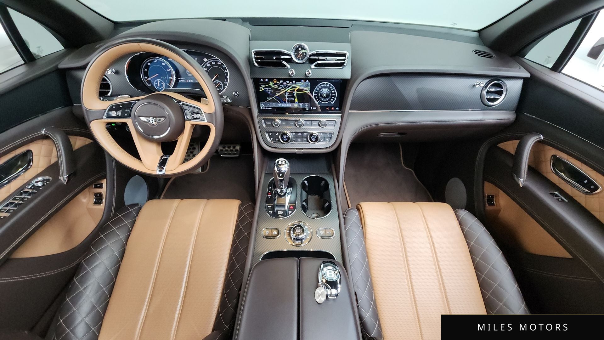 Bentley 벤테이가 2018 — миниатюра 7