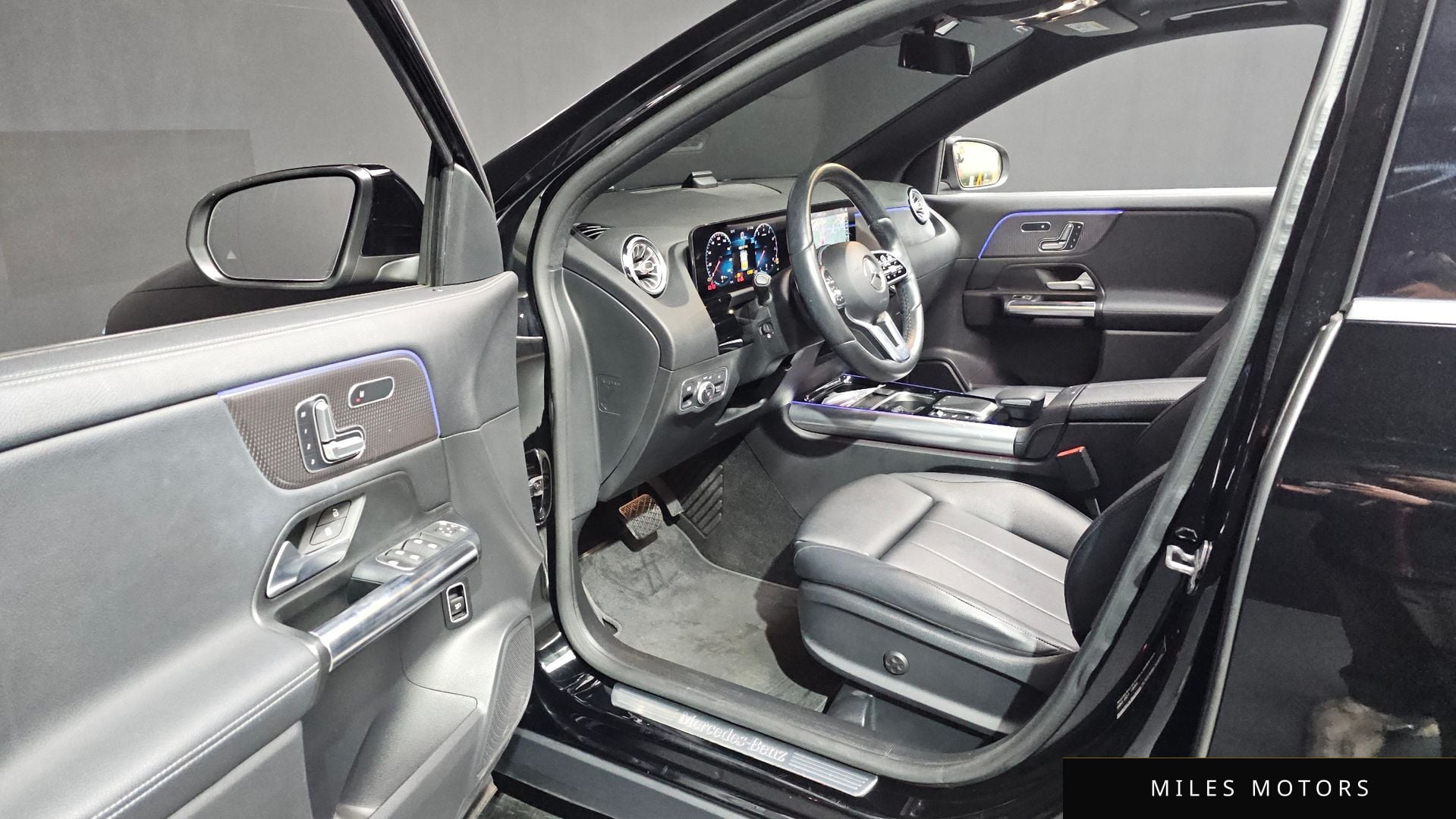 Mercedes-Benz GLA-Class H247 2021 — миниатюра 10