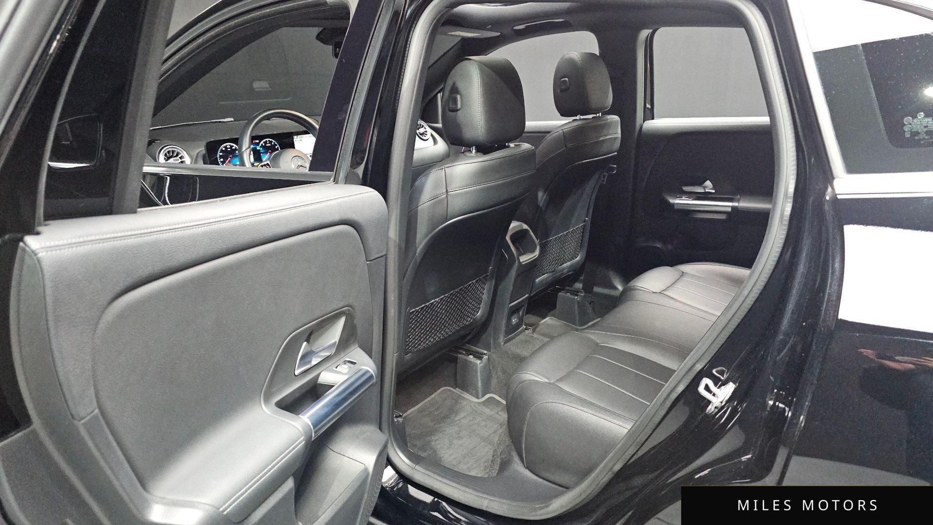 Mercedes-Benz GLA-Class H247 2021 — миниатюра 12