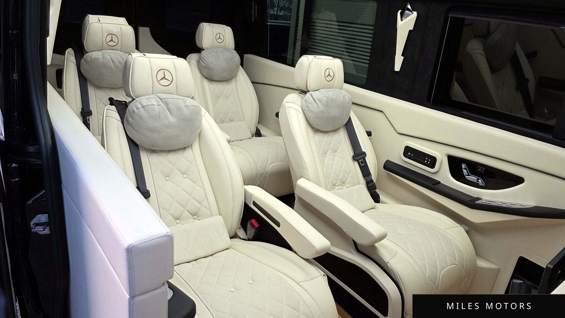Mercedes-Benz Sprinter 2024 — миниатюра 12