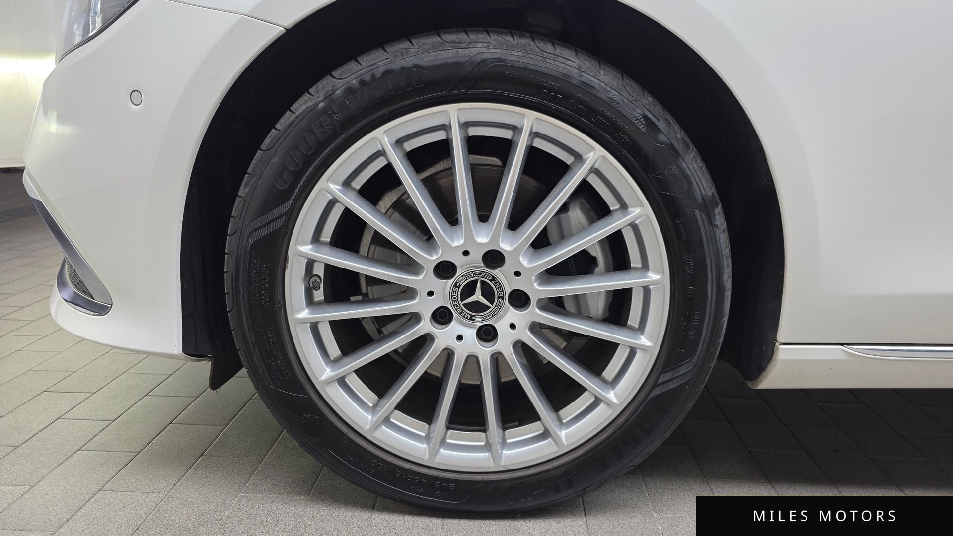 Mercedes-Benz E-Class W213 2021 — миниатюра 5