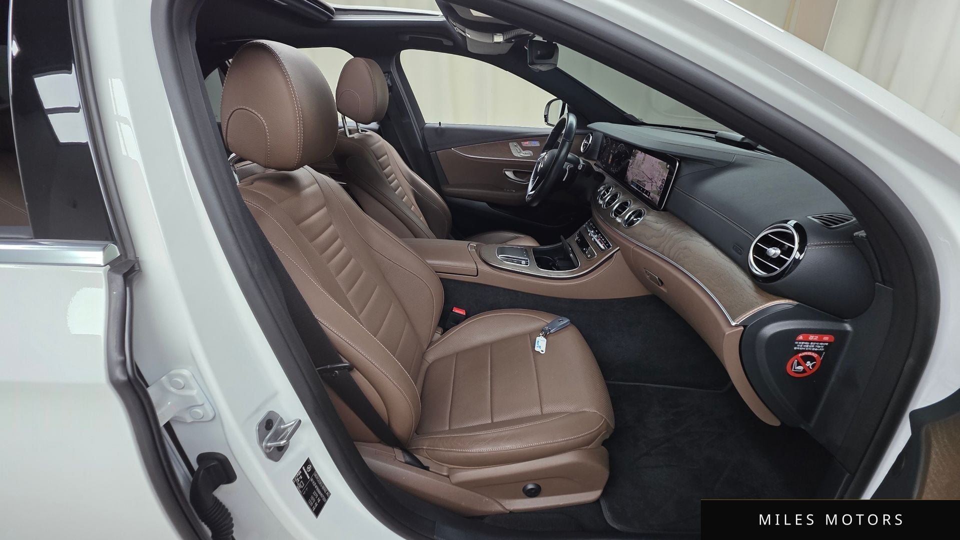 Mercedes-Benz E-Class W213 2021 — миниатюра 10