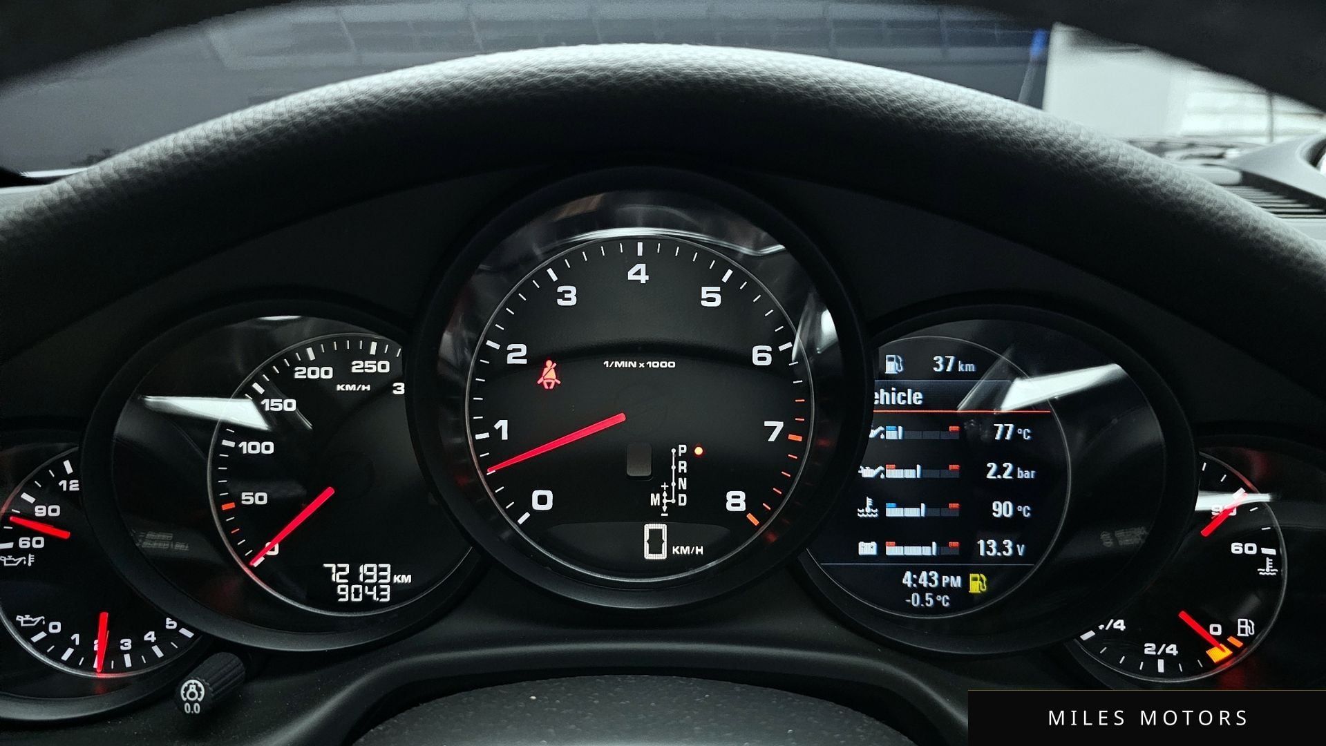 Porsche Panamera 2011 — миниатюра 8
