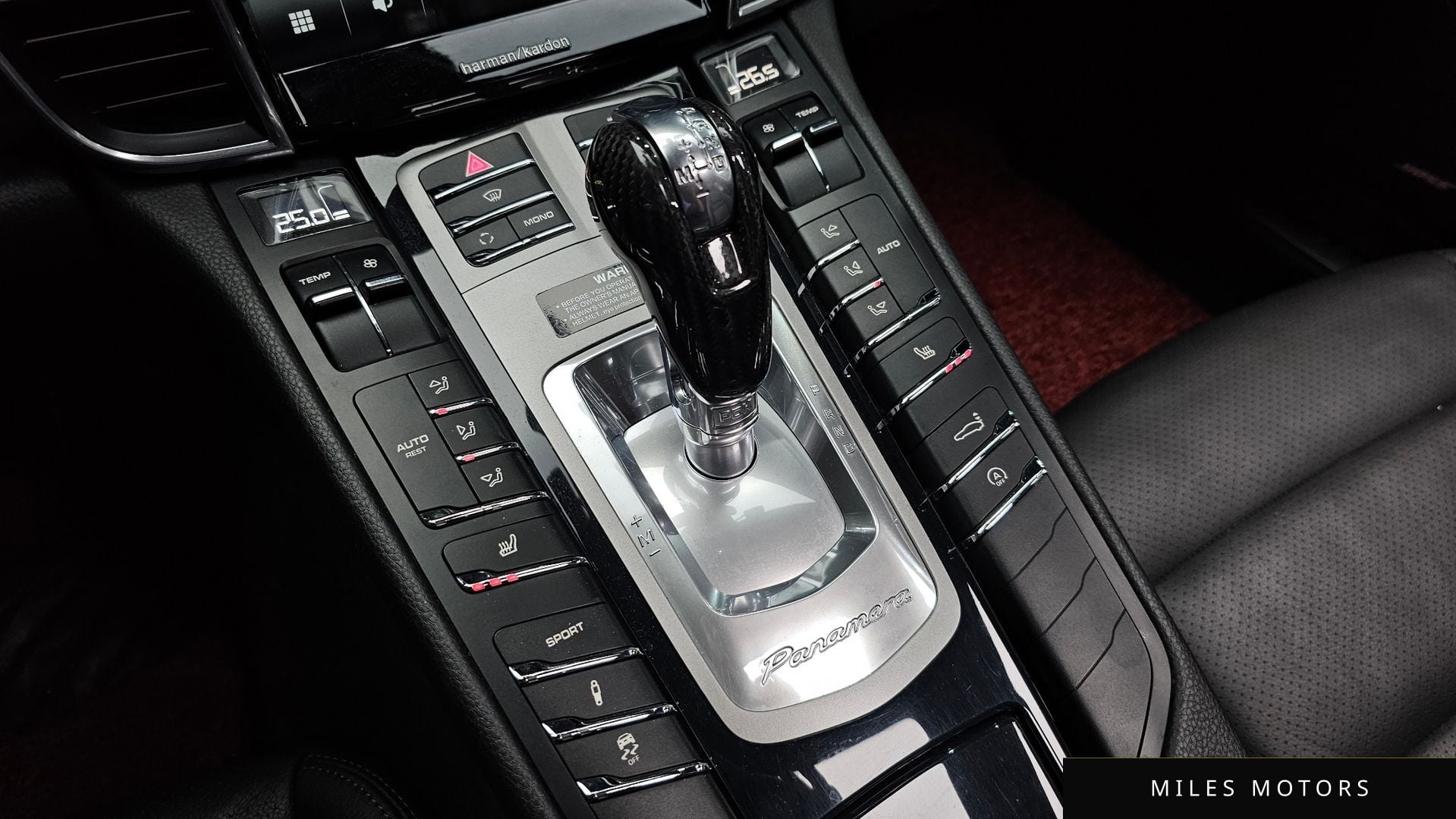 Porsche Panamera 2011 — миниатюра 9