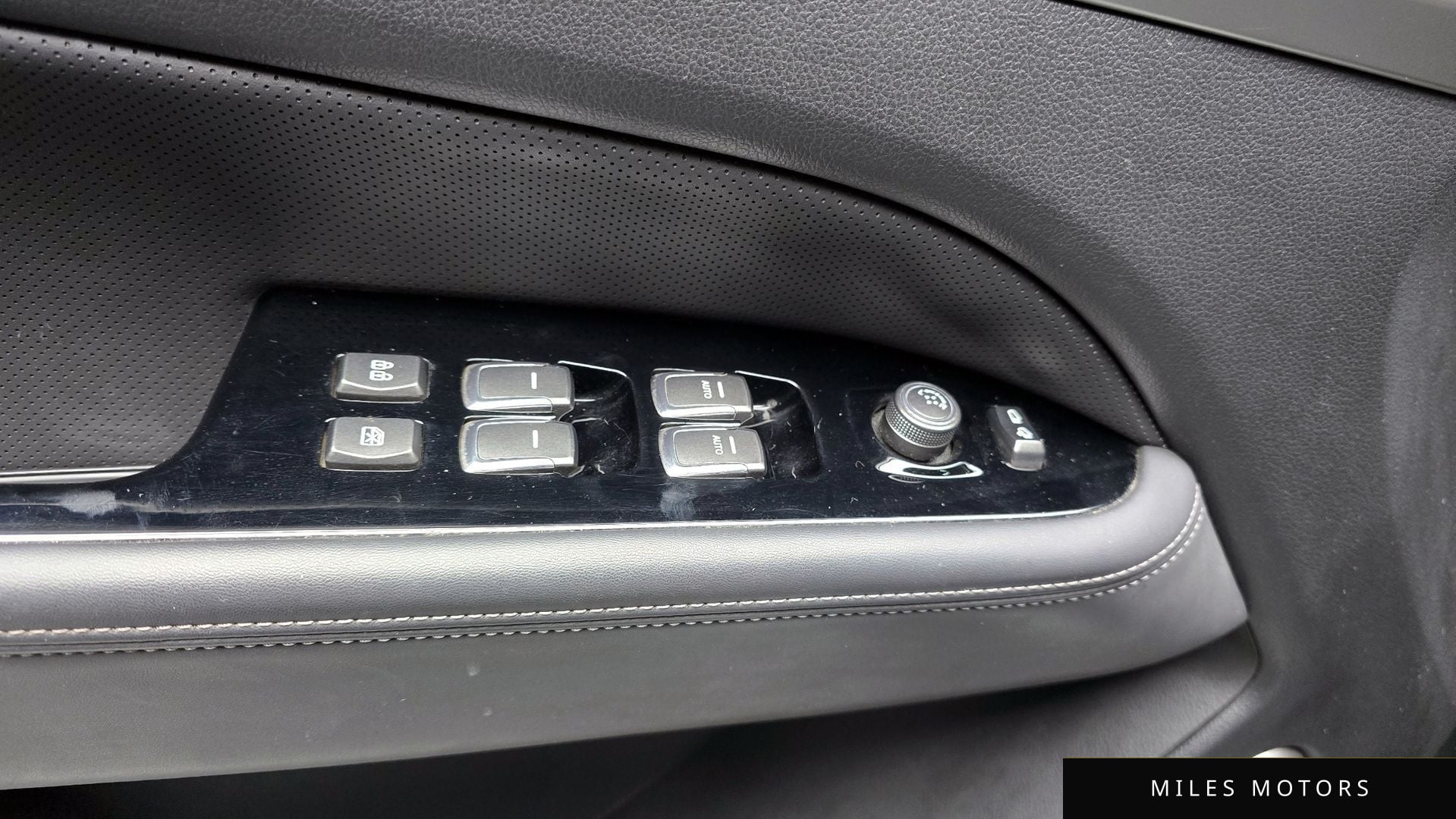 KG Mobility Rexton 2018 — миниатюра 18