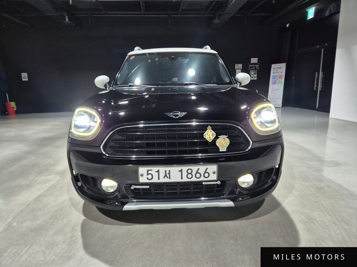 MINI Countryman 2017 — фото 1 из 12