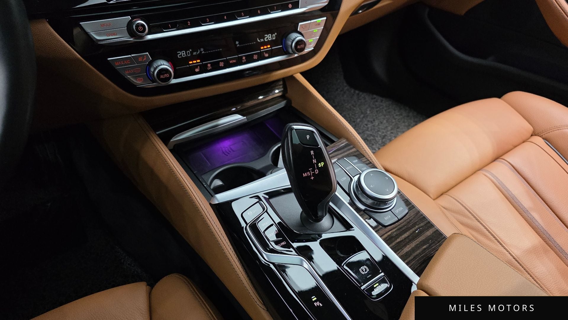 BMW 5 Series (G30) 2022 — миниатюра 9