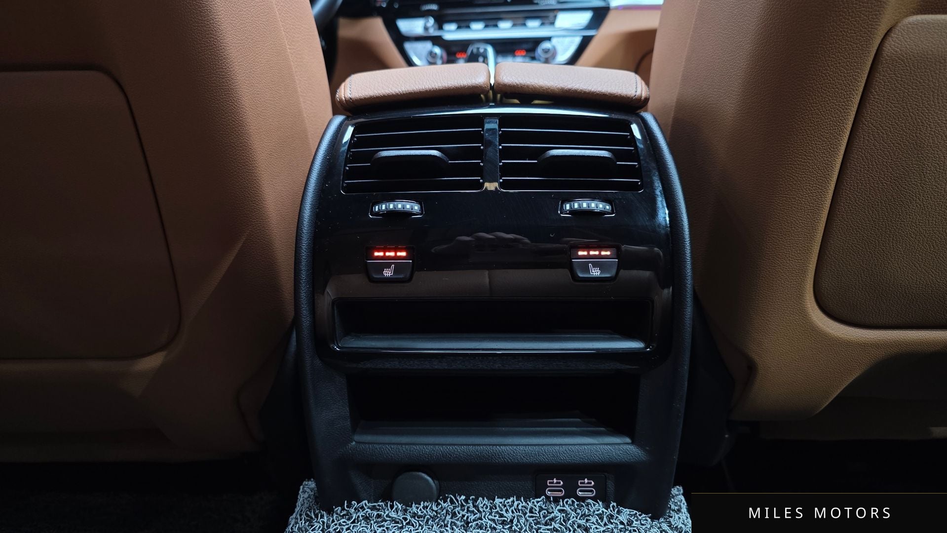 BMW 5 Series (G30) 2022 — миниатюра 19