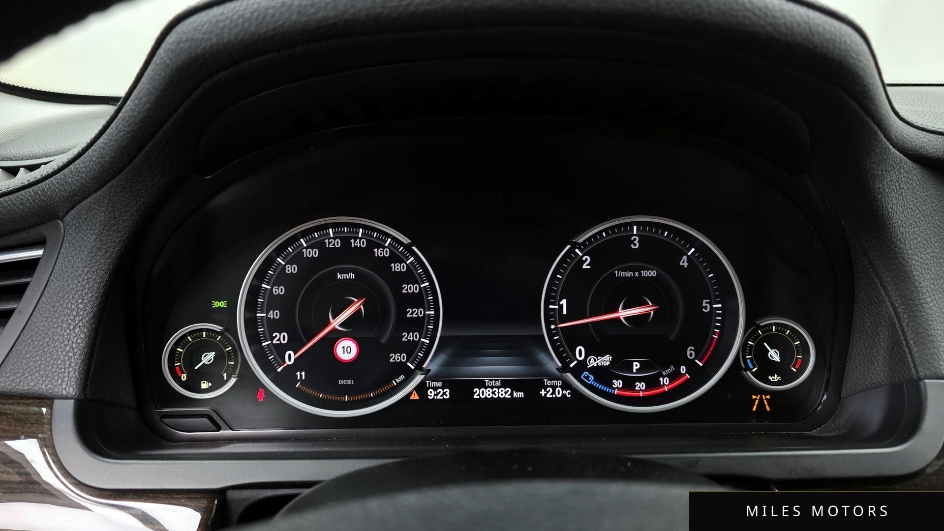 BMW 7 Series (F01) 2014 — миниатюра 8