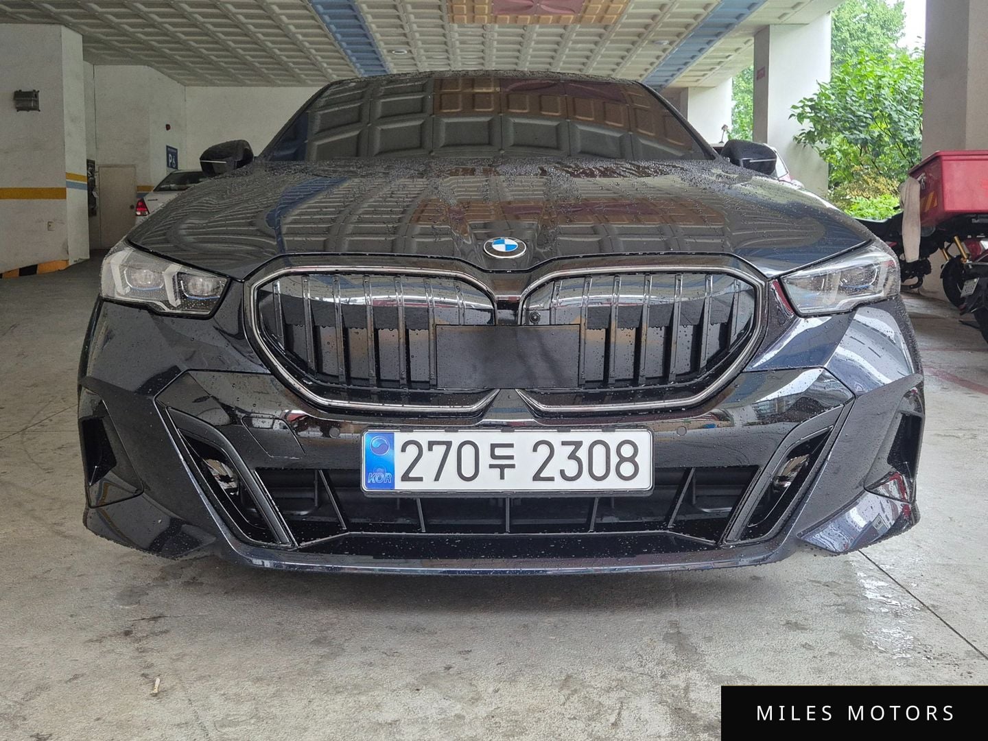 BMW 5 Series (G60) 2025 — миниатюра 2