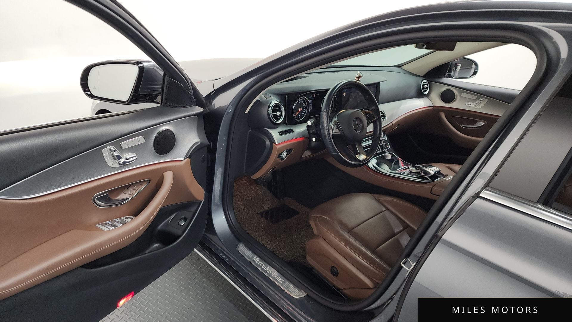 Mercedes-Benz E-Class W213 2017 — миниатюра 10