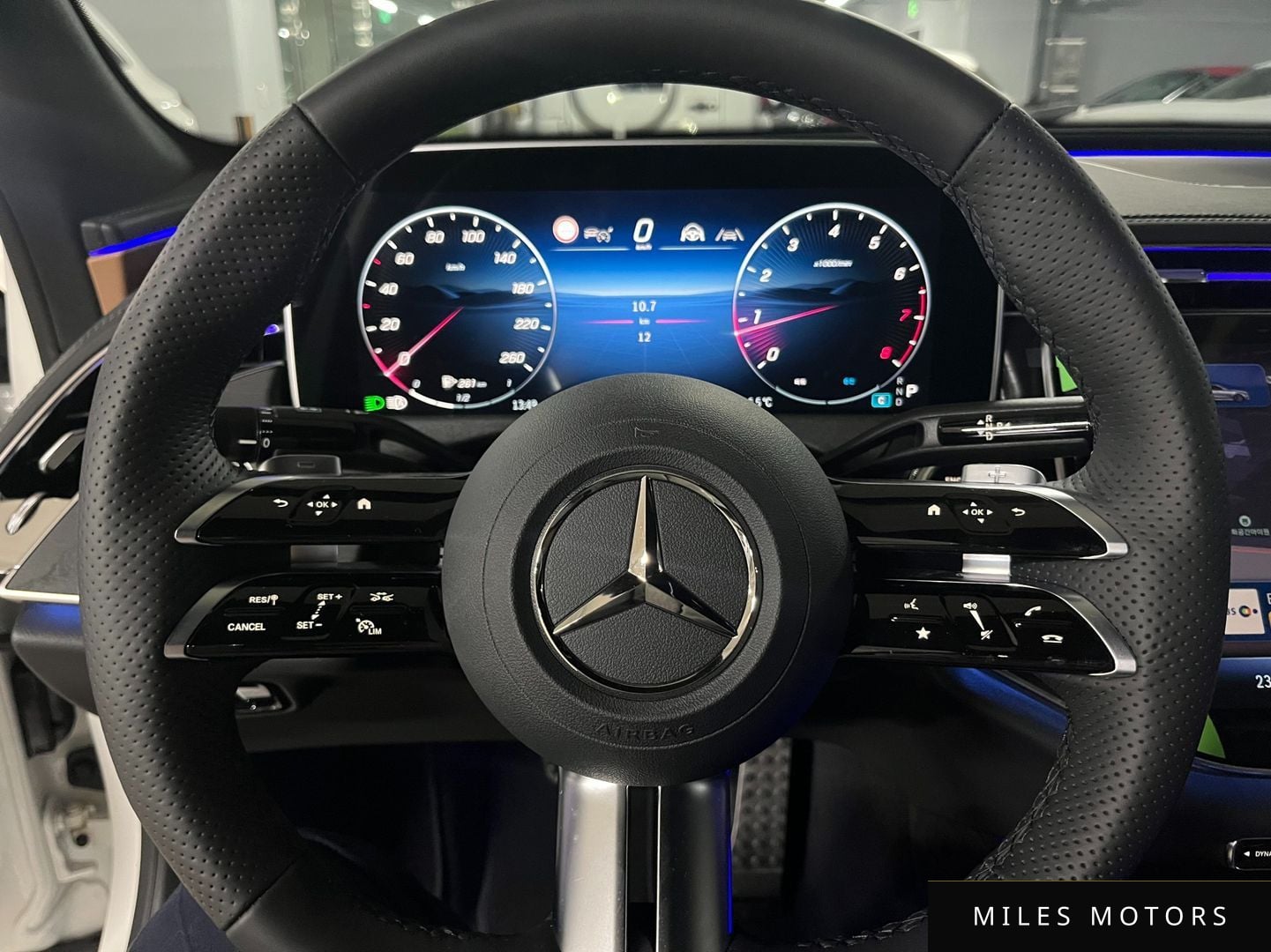 Mercedes-Benz E-Class W214 2026 — миниатюра 10
