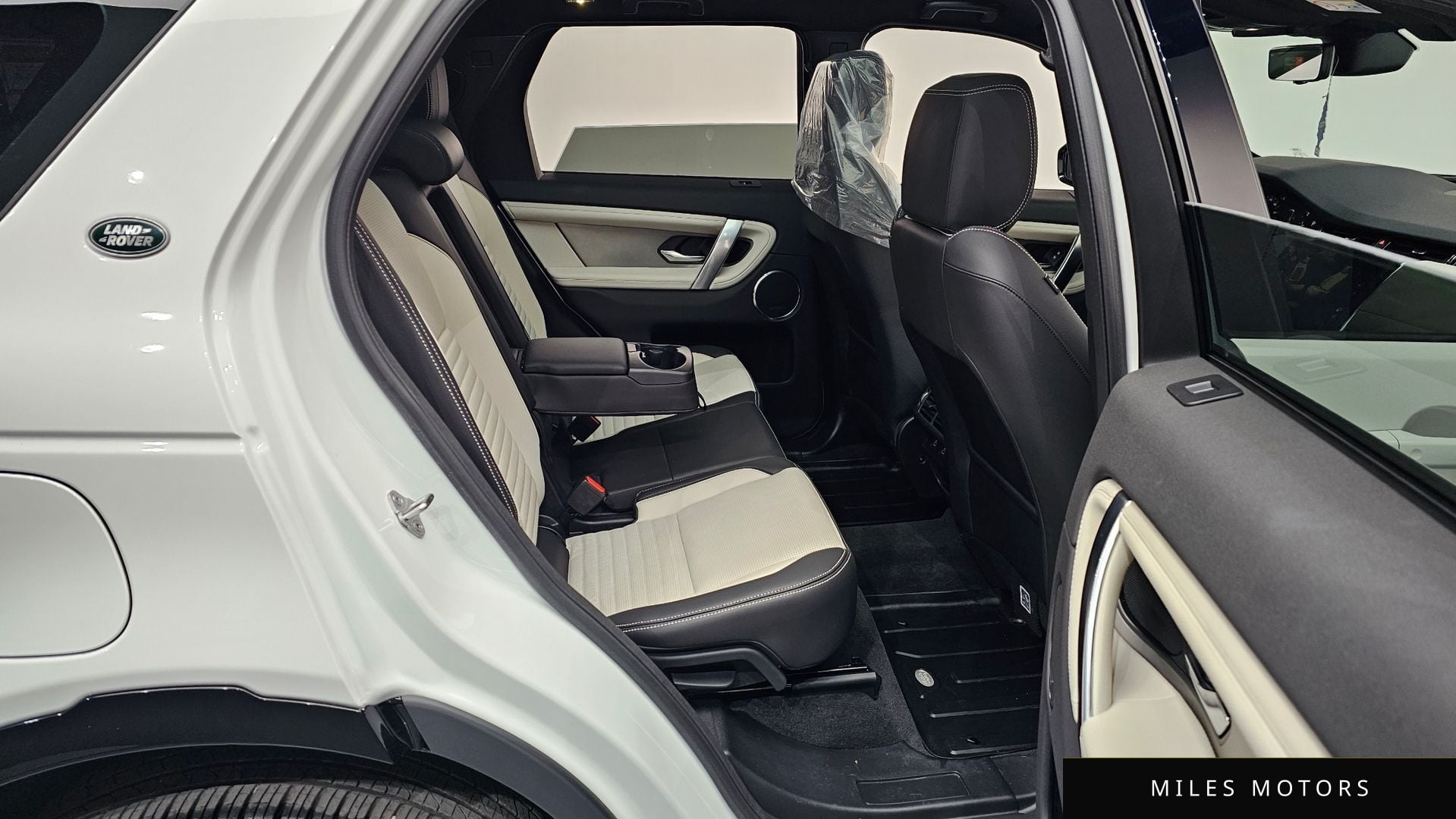 Land Rover 디스커버리 스포츠 2024 — миниатюра 12