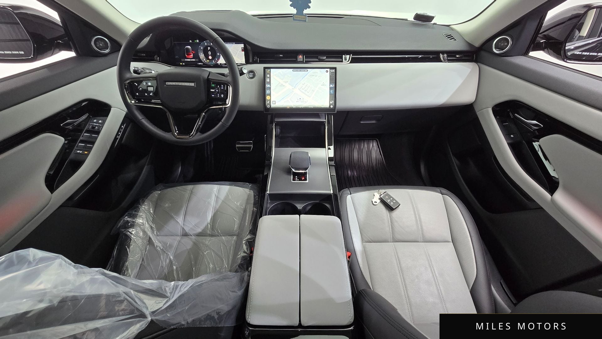 Land Rover 레인지로버 이보크 2025 — миниатюра 6