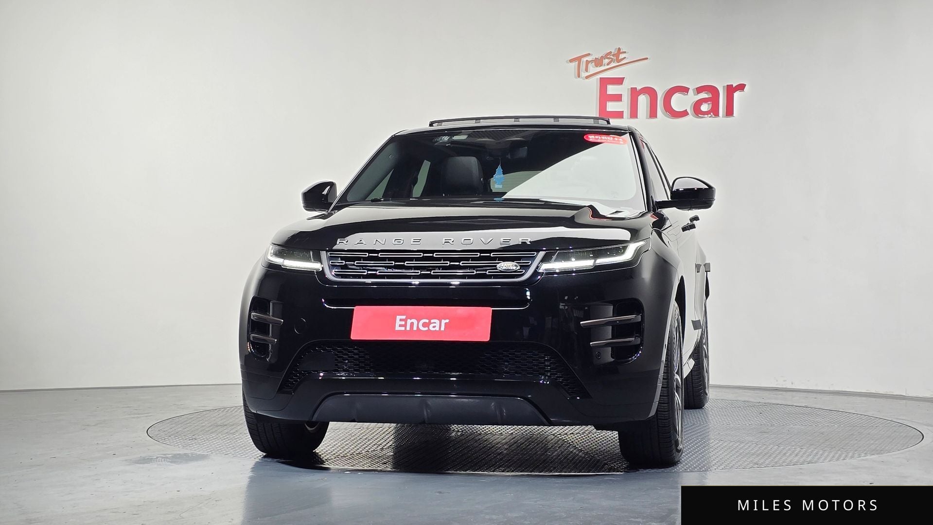 Land Rover 레인지로버 이보크 2024 — миниатюра 2
