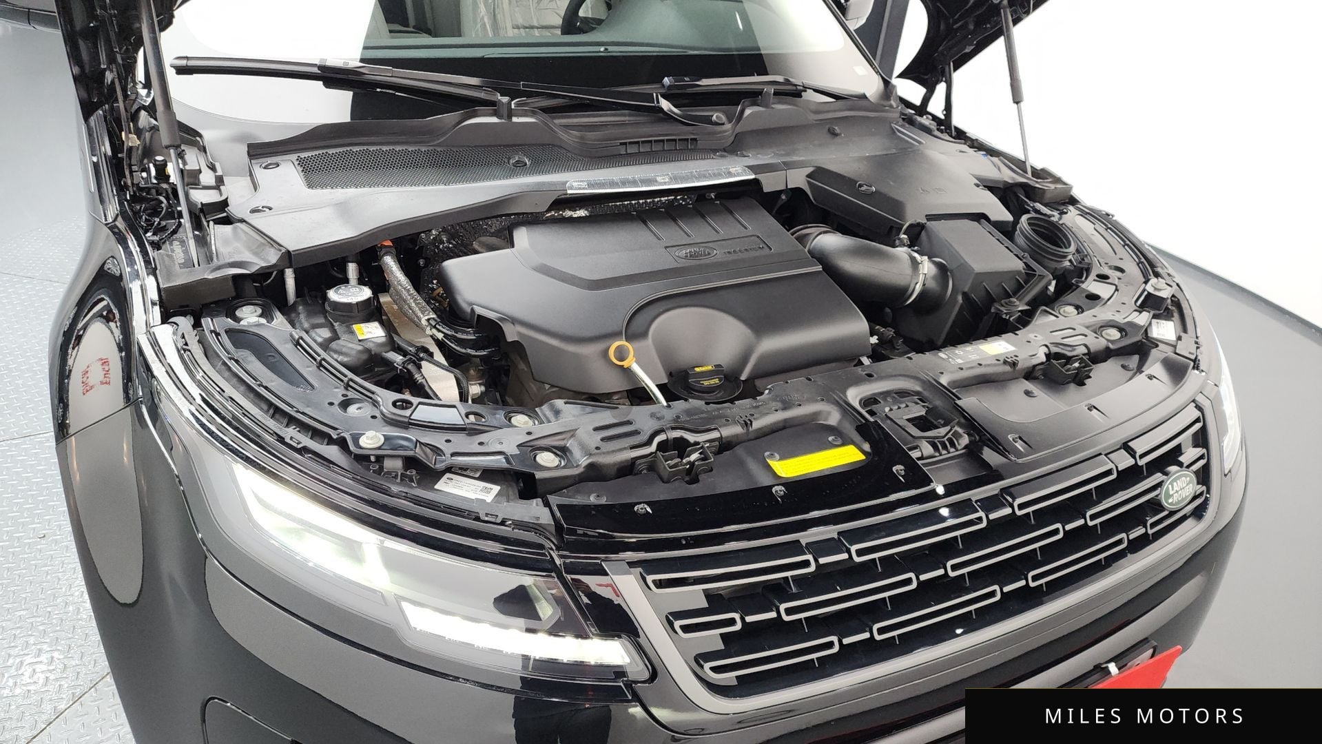 Land Rover 레인지로버 이보크 2025 — миниатюра 5