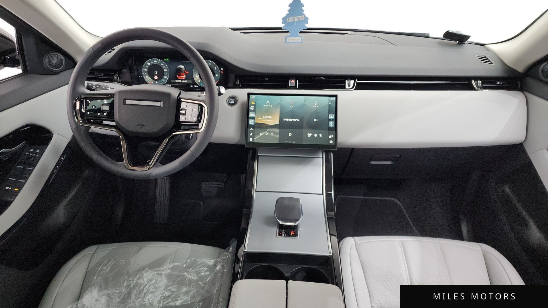 Land Rover 레인지로버 이보크 2025 — миниатюра 6
