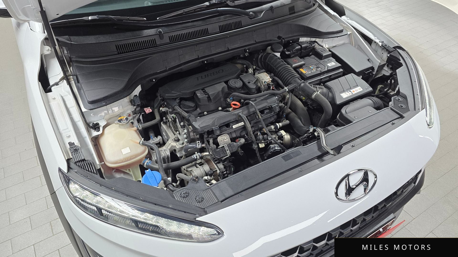 Hyundai Kona 2023 — миниатюра 6