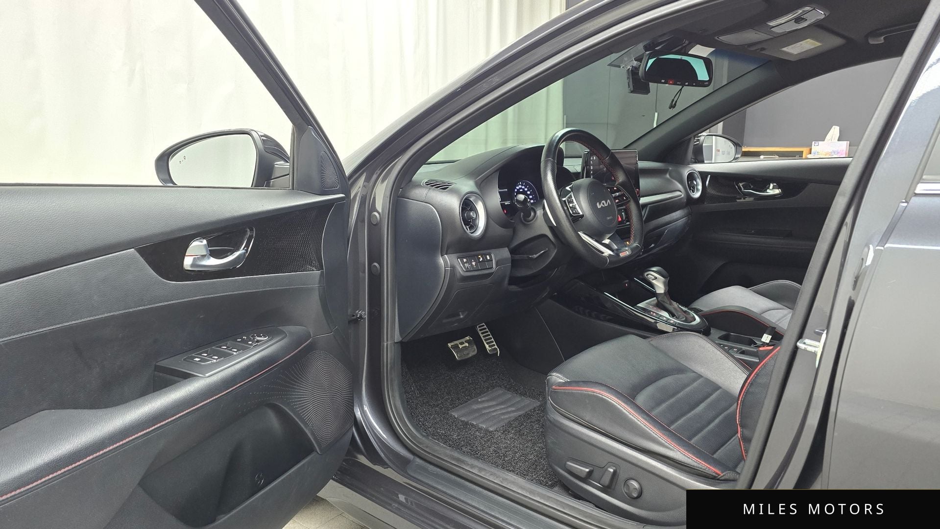 Kia K3 2023 — миниатюра 10