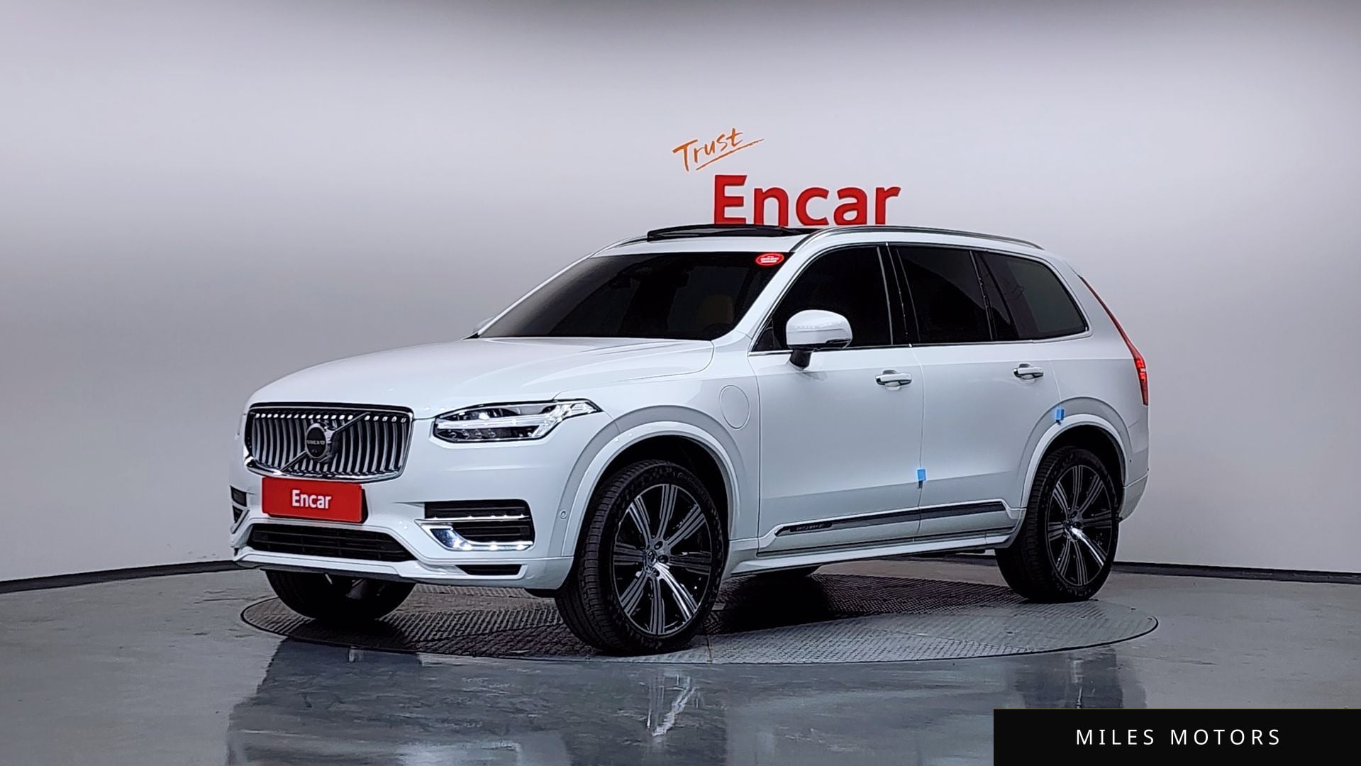 Volvo XC90 2023 — фото 1 из 12