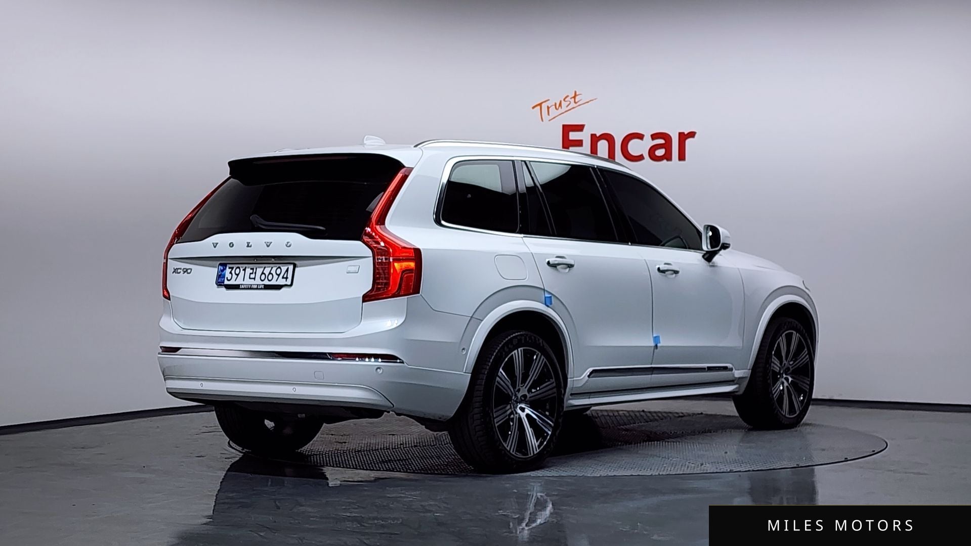 Volvo XC90 2023 — миниатюра 2