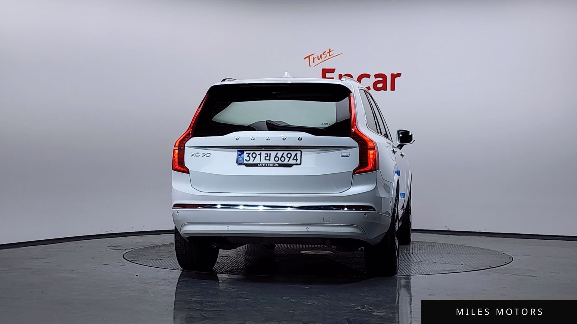 Volvo XC90 2023 — миниатюра 4