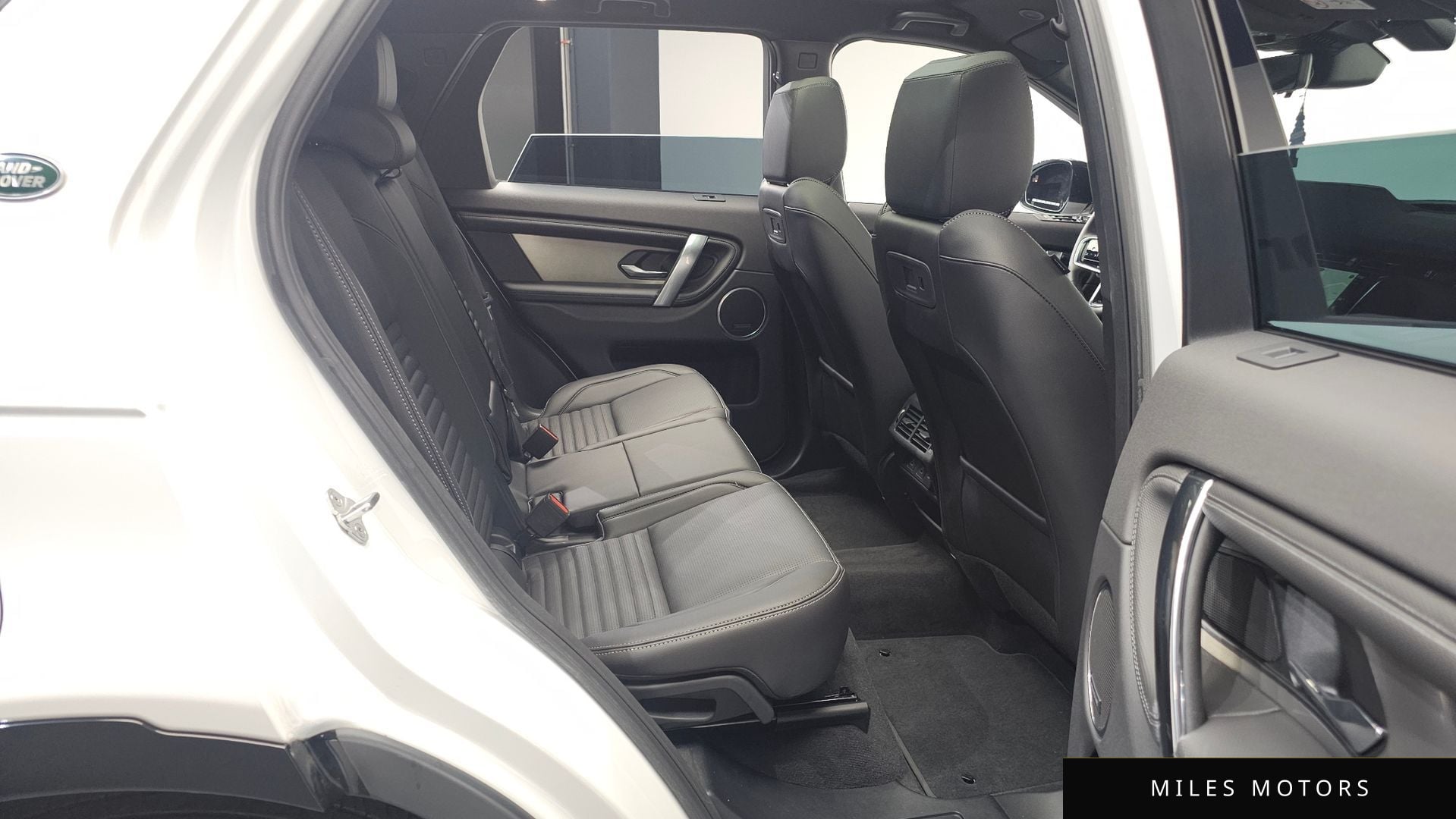 Land Rover 디스커버리 스포츠 2025 — миниатюра 12