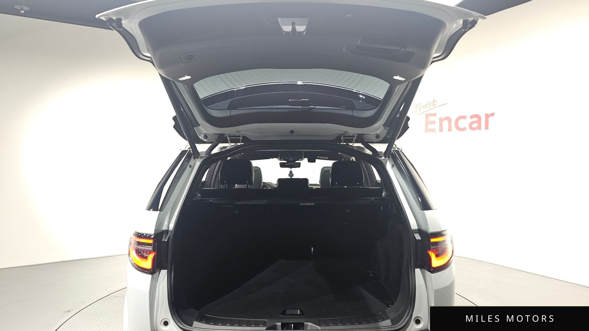 Land Rover 디스커버리 스포츠 2025 — миниатюра 20