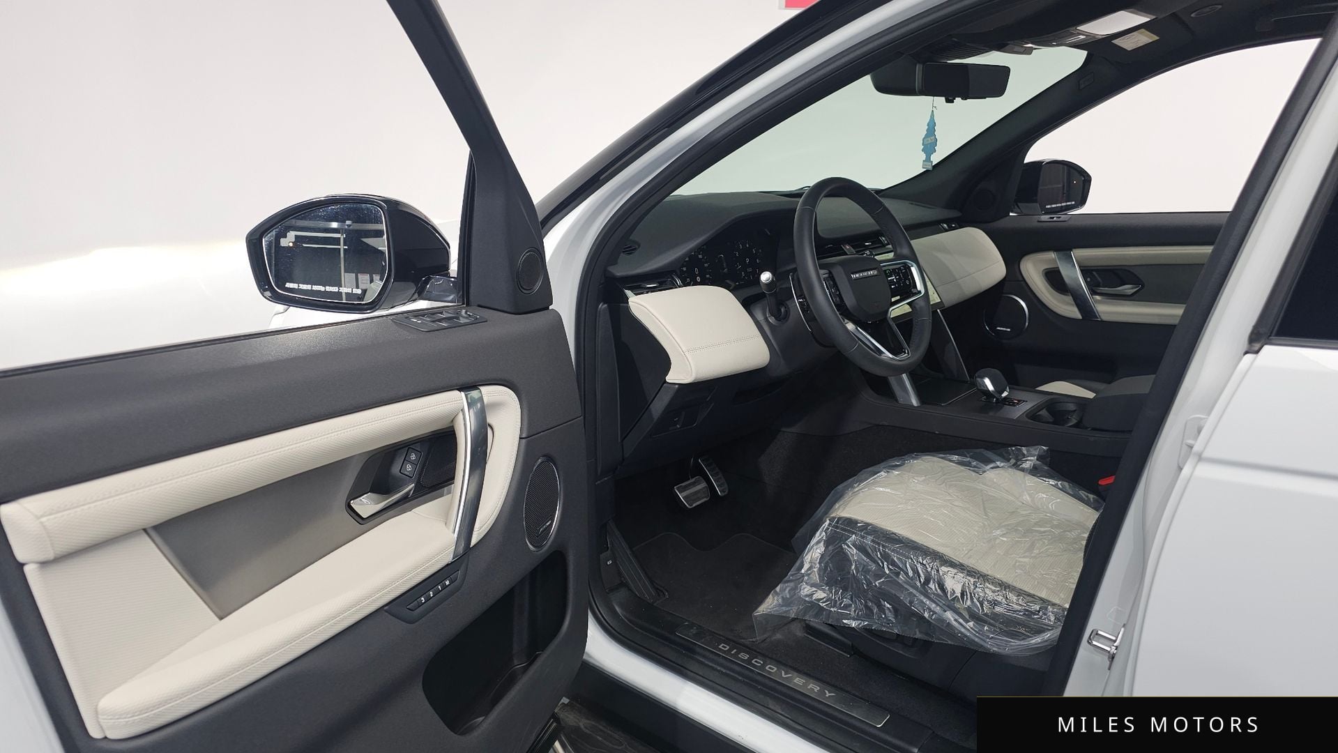 Land Rover 디스커버리 스포츠 2024 — миниатюра 9