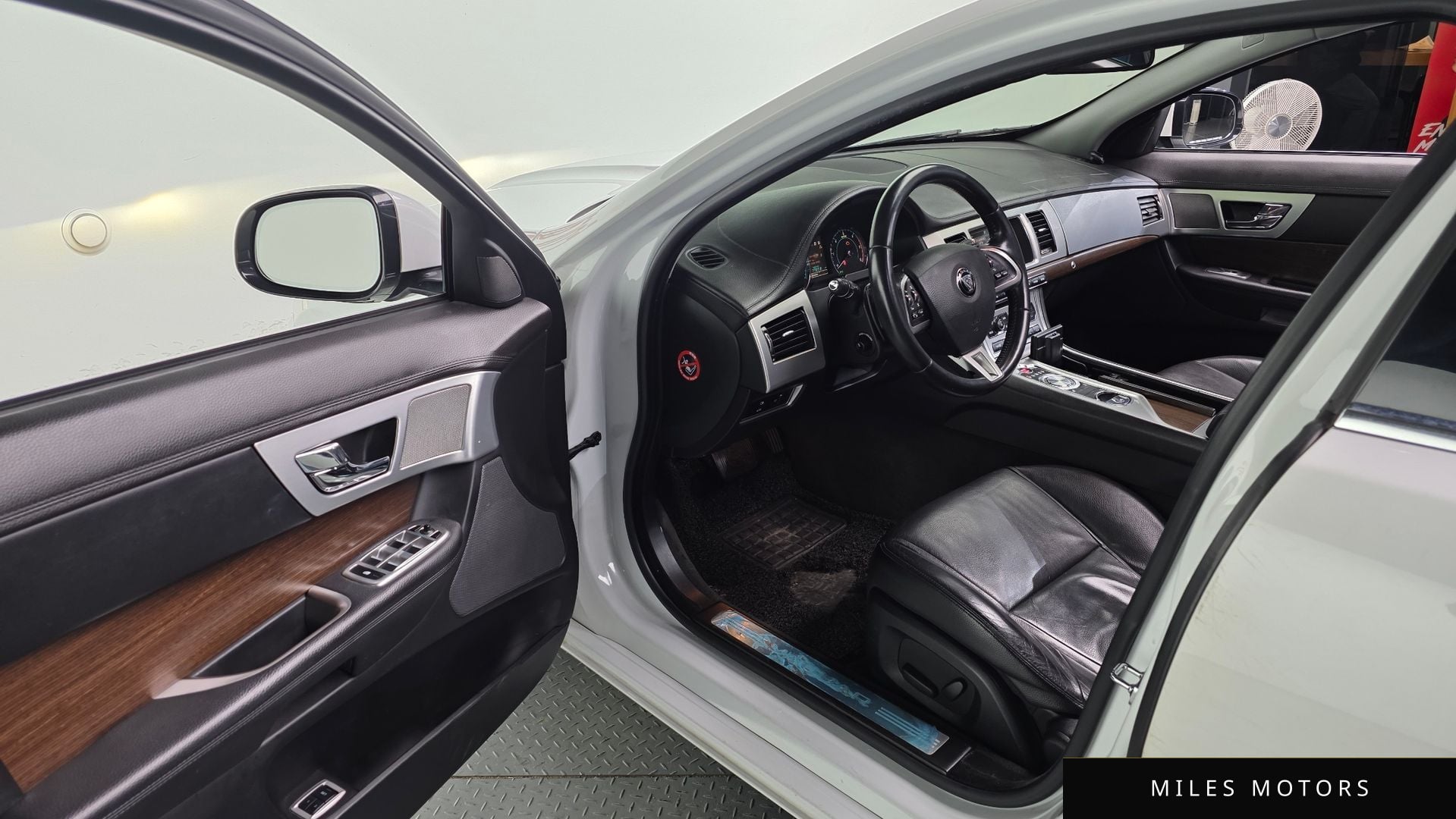 Jaguar New XF 2015 — миниатюра 11