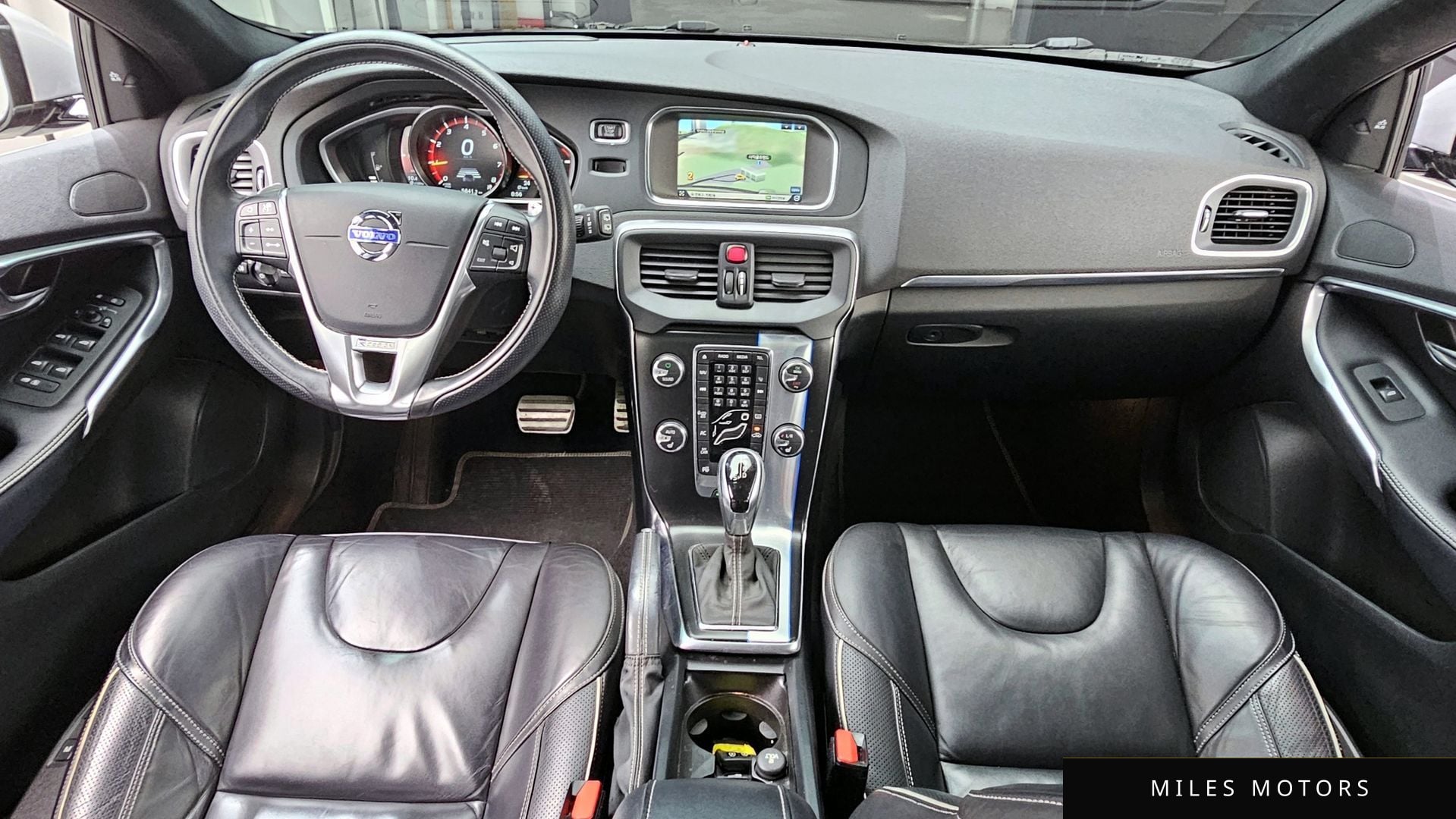 Volvo V40 2015 — миниатюра 7