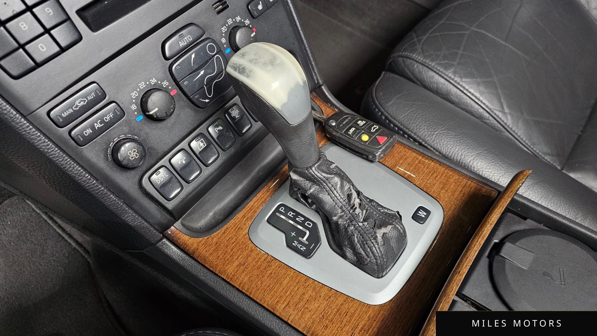 Volvo XC90 2004 — миниатюра 9