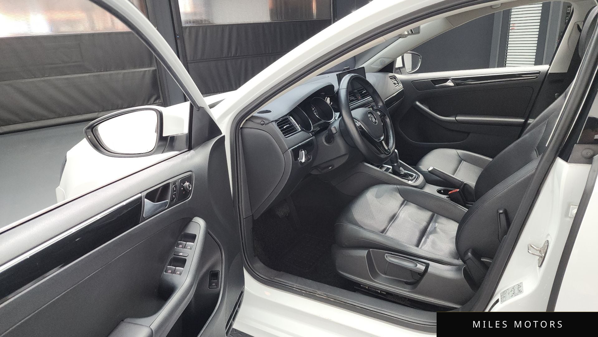 Volkswagen 제타 2015 — миниатюра 10