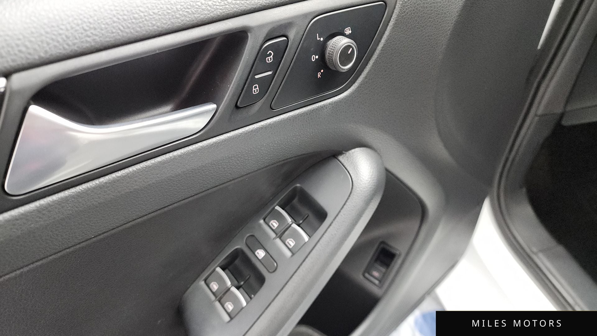 Volkswagen 제타 2015 — миниатюра 19