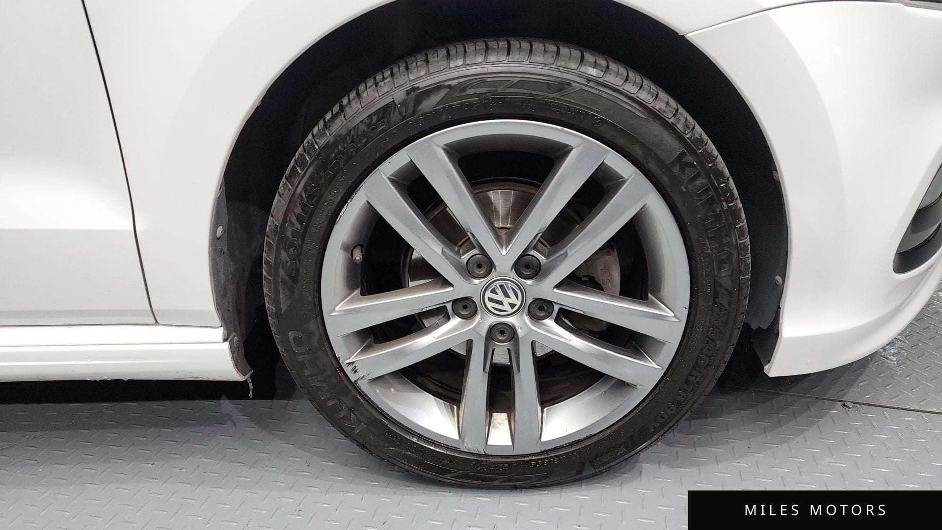 Volkswagen 폴로 2015 — миниатюра 5