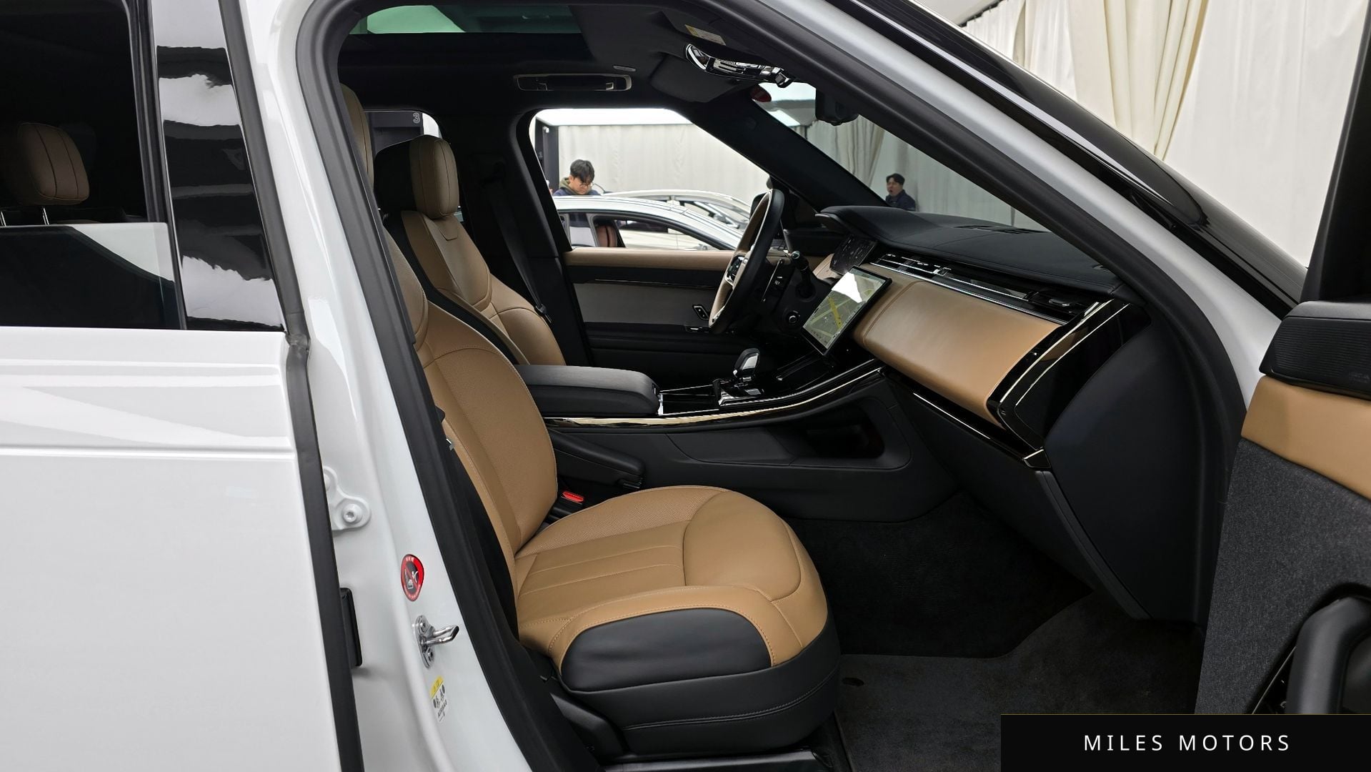 Land Rover Range Rover Sport 2025 — миниатюра 11