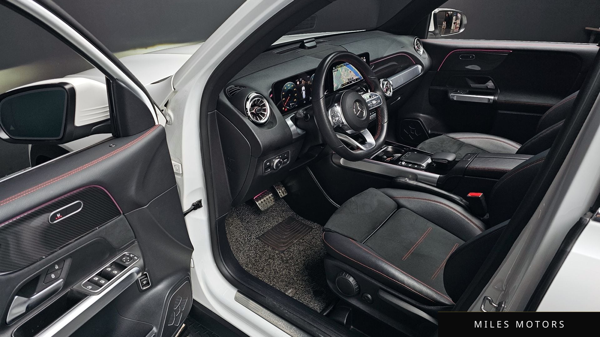 Mercedes-Benz GLB-Class X247 2022 — миниатюра 11