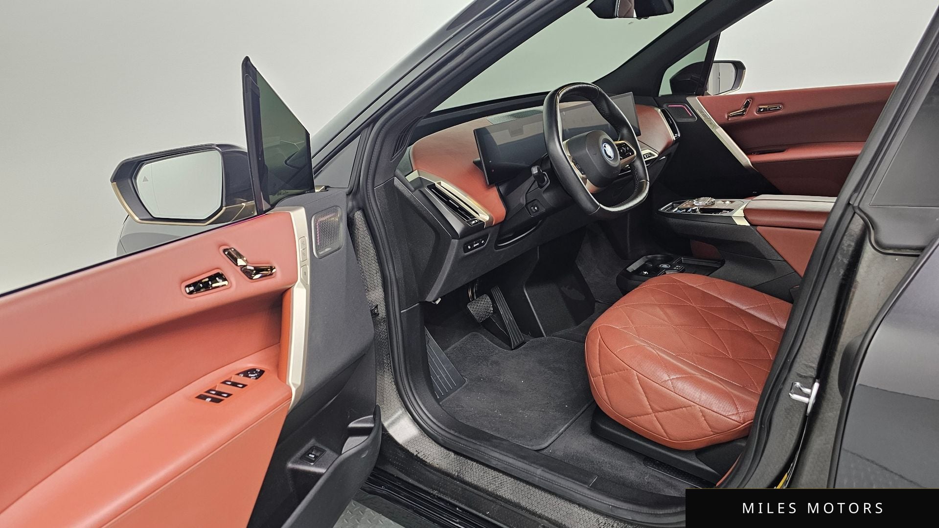 BMW iX 2022 — миниатюра 10