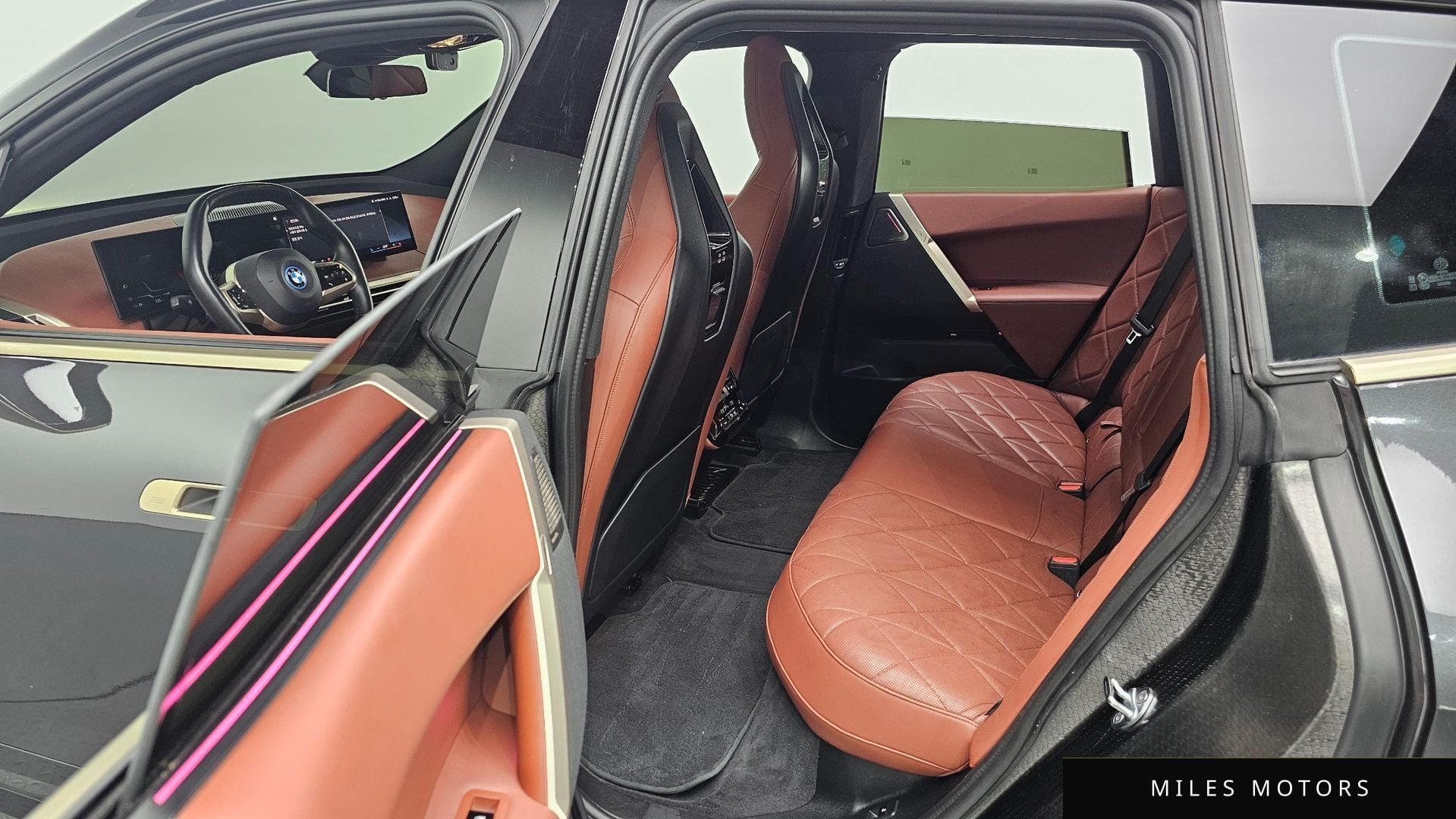 BMW iX 2022 — миниатюра 12