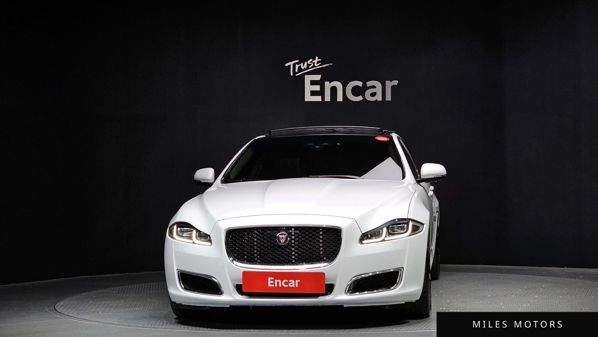 Jaguar All New XJ 2019 — миниатюра 3