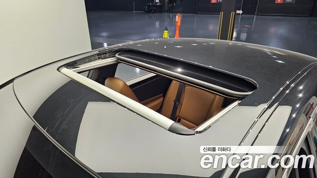 Лексус ES300h 2020 — миниатюра 19