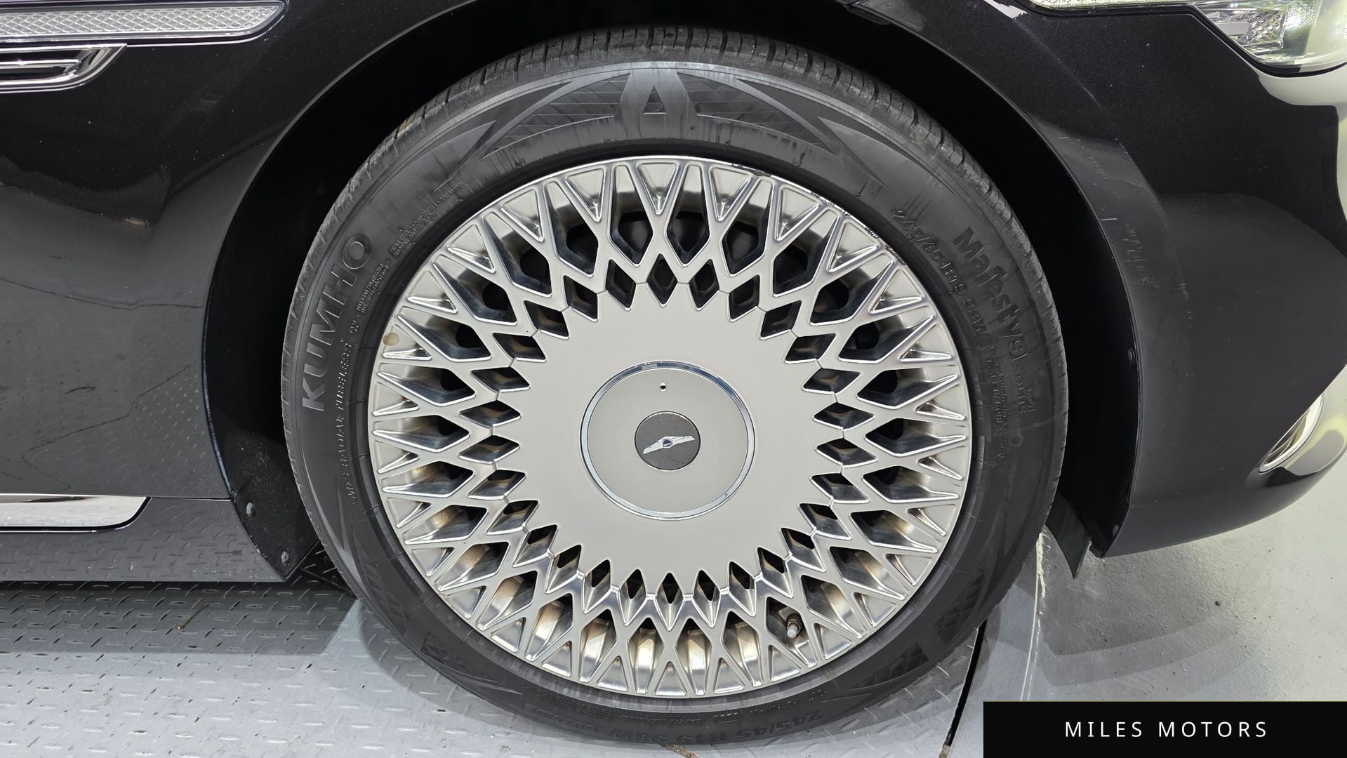 Genesis G90 2019 — миниатюра 5