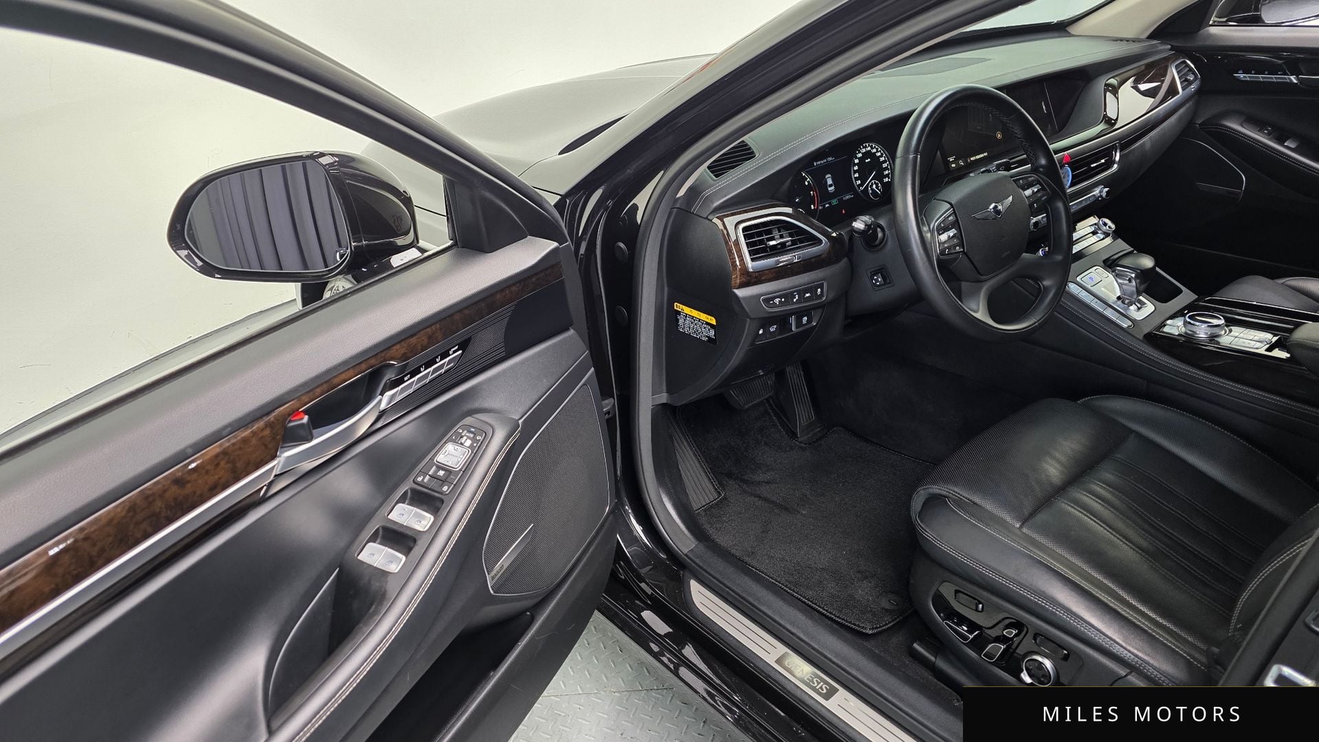 Genesis G90 2019 — миниатюра 12