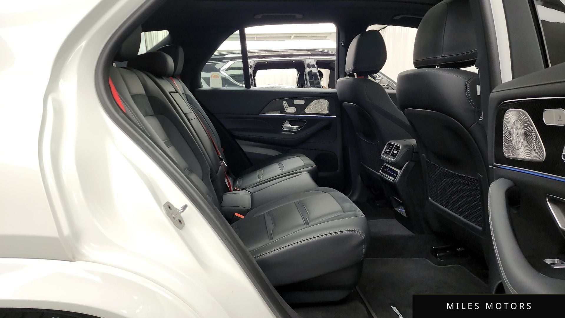 Mercedes-Benz GLE-Class W167 2025 — миниатюра 12