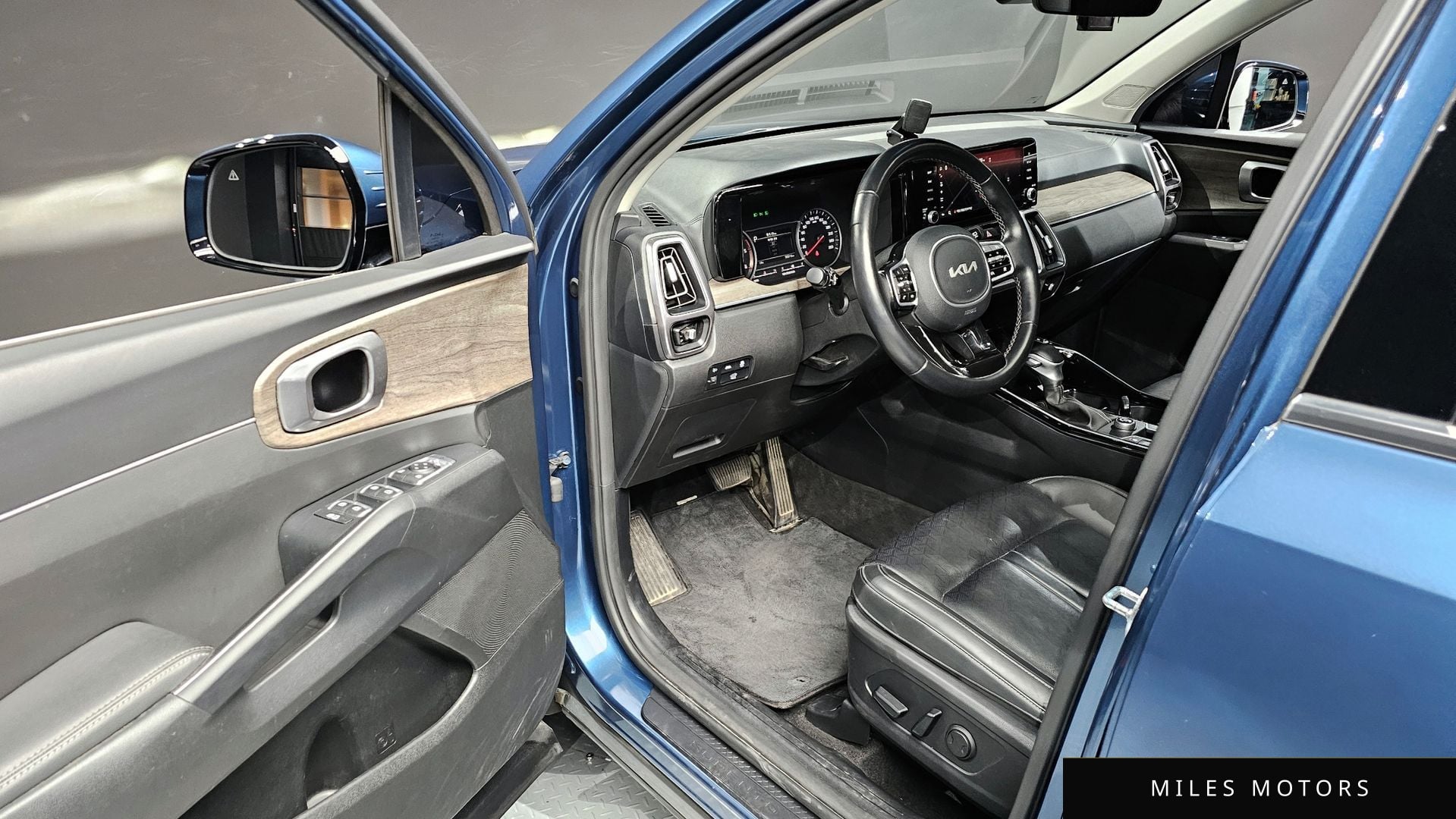 Kia Sorento 2022 — миниатюра 11