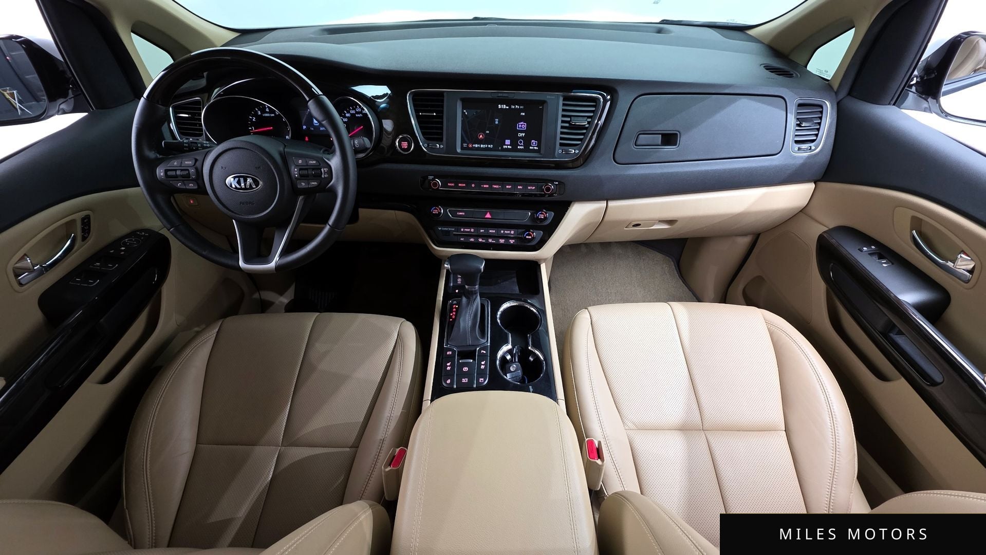 Kia Canival 2019 — миниатюра 7